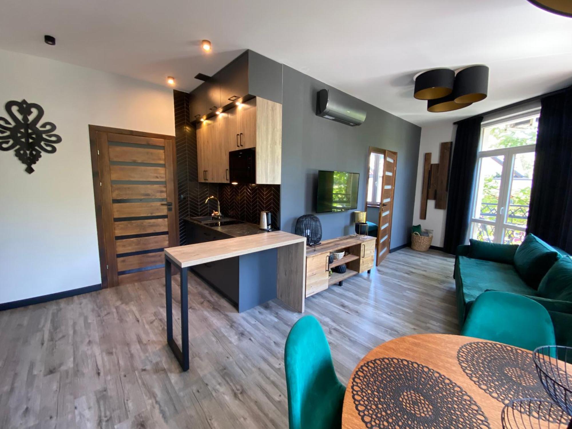 Apartamenty Zakopanepoleca - Krupowki Centrum Ngoại thất bức ảnh